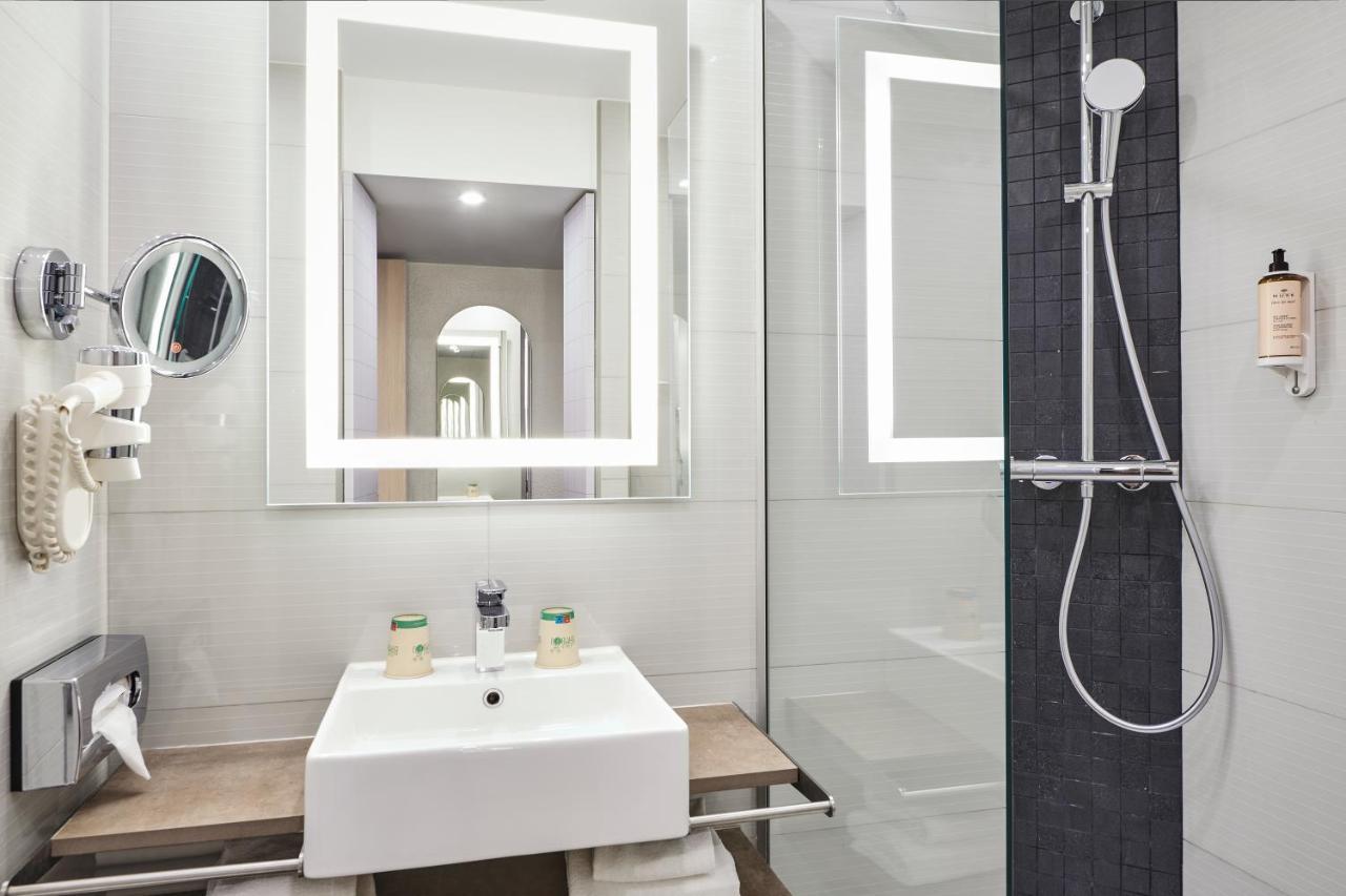 Mercure 15 Porte De Versailles Hotel Parigi